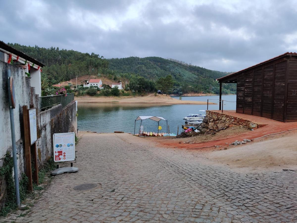 Quinta Do Rio Villa Vale do Serrao Exteriör bild